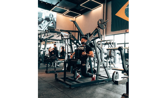5 pontos cruciais para avaliar equipamentos de musculação: Foco em segurança, capacidade de carga e baixa manutenção